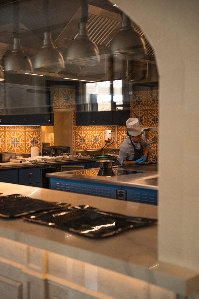 Onde Mediterranean restaurant interior at Four Seasons Firenze