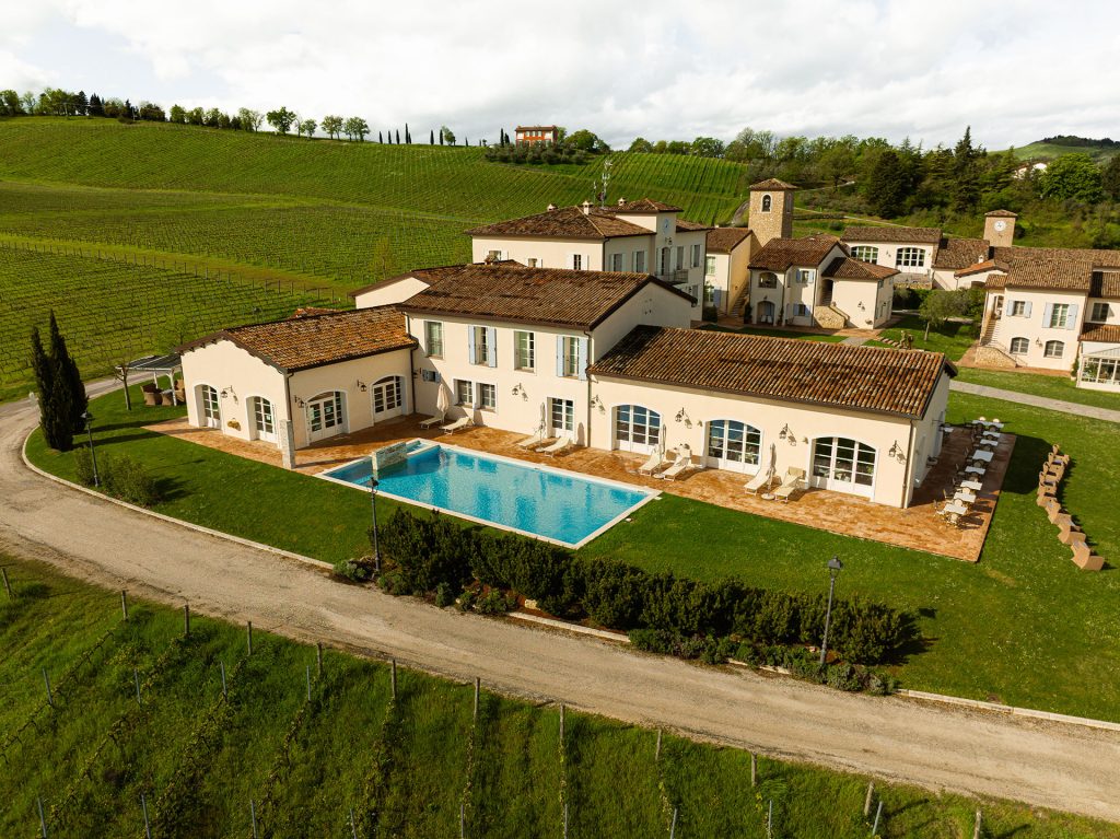 Stone farmhouse building forming part of the Borgo Condé estate.